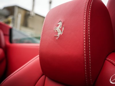 صورة مصغرة 19 لـ 2014 Ferrari 458 SPIDER