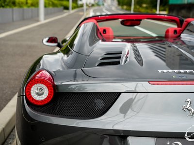 صورة مصغرة 34 لـ 2014 Ferrari 458 SPIDER
