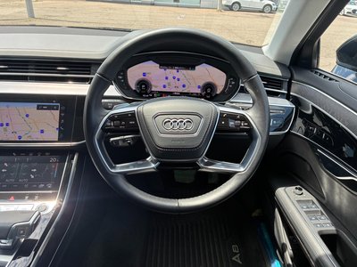 2025 AUDI A8 缩略图 14