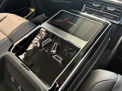 2025 AUDI A8 缩略图 40