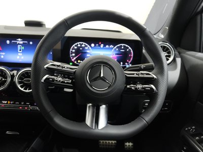 2026 Mercedes-BENZ GLA photo 8