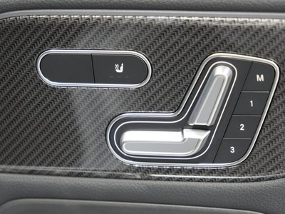 2026 Mercedes-BENZ GLA thumbnail 24