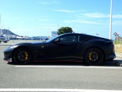 صورة 12 لـ 2018 Ferrari 812 SUPERFAST