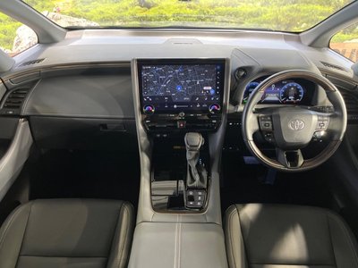 2024 Toyota ALPHARD 照片 2