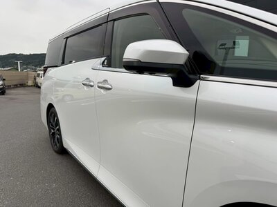 2025 Toyota ALPHARD — фото 7