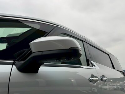 2025 Toyota ALPHARD — фото 9