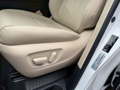 2025 Toyota ALPHARD — фото 58