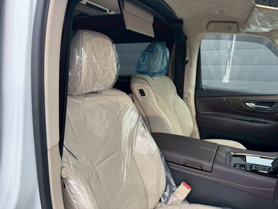 2025 Toyota ALPHARD — фото 20