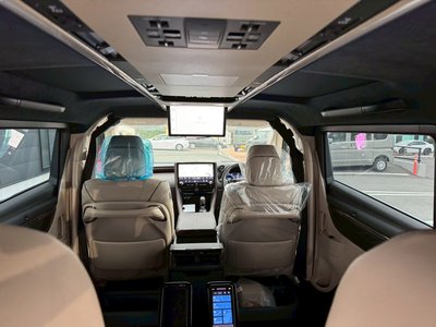 2025 Toyota ALPHARD — фото 49