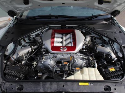 2019 Nissan GT-R 照片 14
