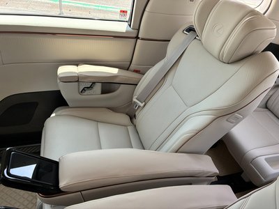 2024 Lexus LM — фото 27