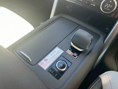 2025 LAND Rover DISCOVERY thumbnail 50