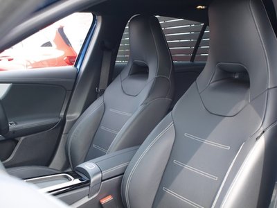 صورة 12 لـ 2025 Mercedes-BENZ A-CLASS AMG