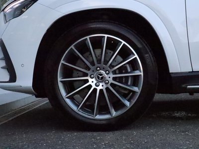 2026 Mercedes-BENZ GLE photo 2
