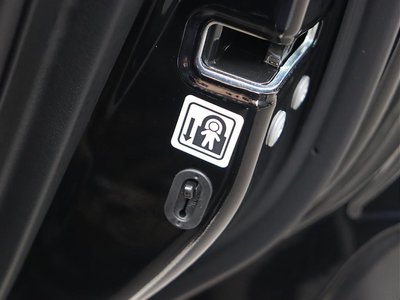 صورة 44 لـ 2023 Toyota LAND CRUISER PRADO