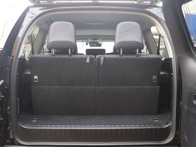صورة 32 لـ 2023 Toyota LAND CRUISER PRADO
