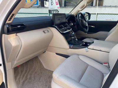 صورة 15 لـ 2025 Toyota LAND CRUISER 300