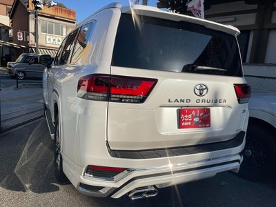 صورة 4 لـ 2025 Toyota LAND CRUISER 300