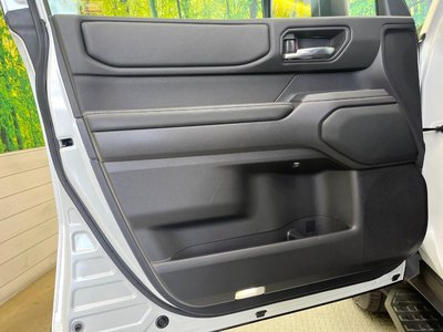 2025 Toyota LAND CRUISER 250 thumbnail 43