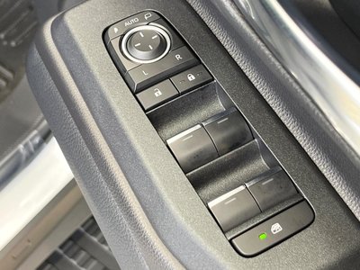 2025 Toyota LAND CRUISER 250 thumbnail 38