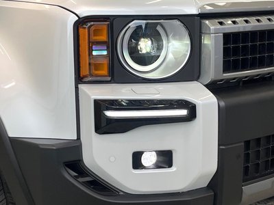 2025 Toyota LAND CRUISER 250 thumbnail 24