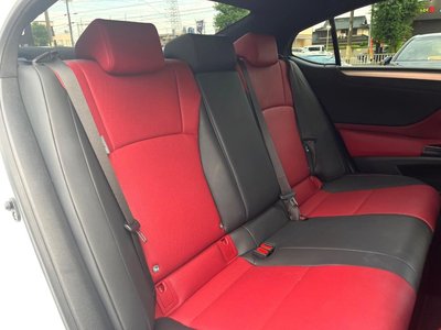 2023 Lexus ES photo 9