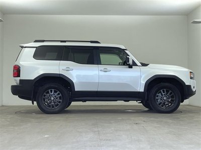 صورة 38 لـ 2025 Toyota LAND CRUISER 250