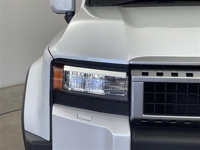 صورة 42 لـ 2025 Toyota LAND CRUISER 250