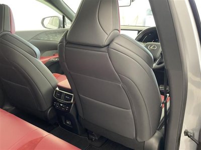 2023 Lexus RX — миниатюра 10