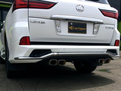 2016 Lexus LX photo 11