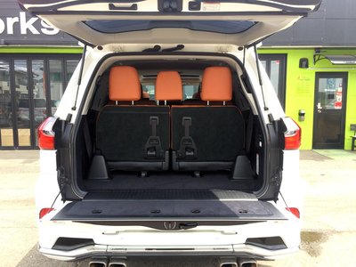 2016 Lexus LX photo 54