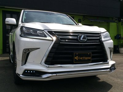 2016 Lexus LX photo 10