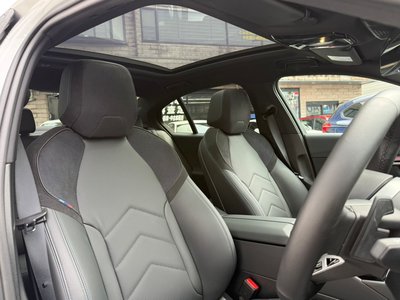 2024 BMW 5 SERIES photo 4