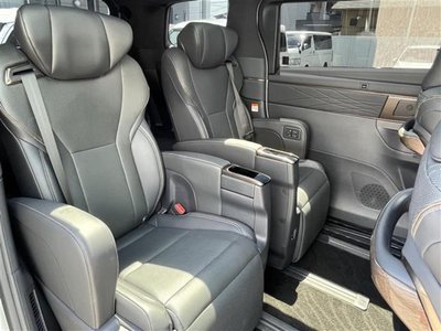 2023 Toyota ALPHARD — фото 25