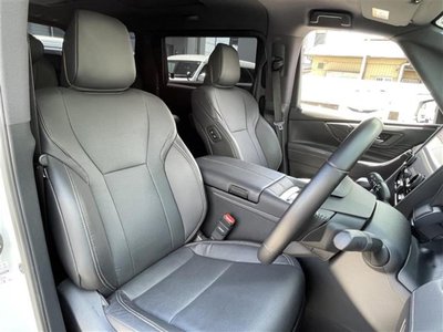 2023 Toyota ALPHARD — фото 21