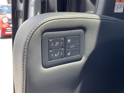 2023 Toyota ALPHARD — фото 26