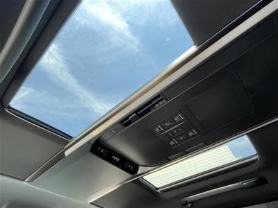 2023 Toyota ALPHARD — фото 17