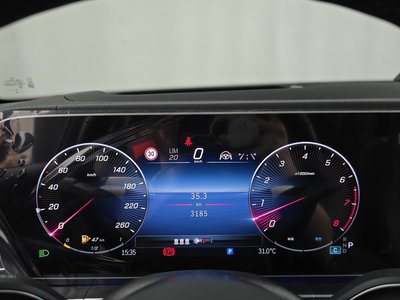2026 Mercedes-BENZ GLE — миниатюра 8