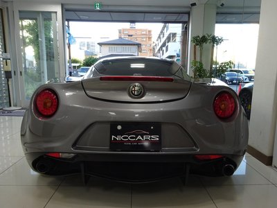 2015 ALFA Romeo 4C — фото 7