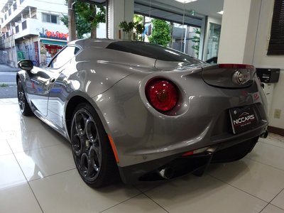 2015 ALFA Romeo 4C — фото 11