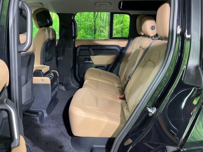 2025 LAND Rover DEFENDER thumbnail 18