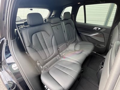 صورة 15 لـ 2022 BMW X5