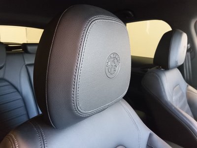 2023 ALFA Romeo STELVIO — миниатюра 27