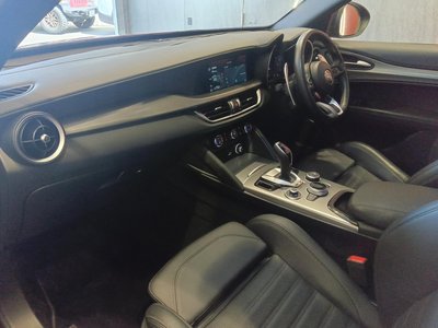 2023 ALFA Romeo STELVIO — миниатюра 23