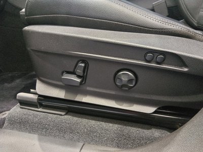 2023 ALFA Romeo STELVIO — миниатюра 35
