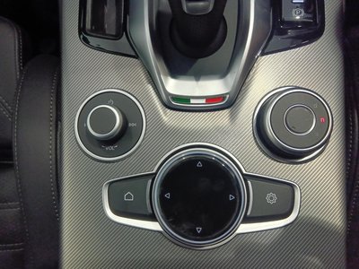 2023 ALFA Romeo STELVIO — миниатюра 48