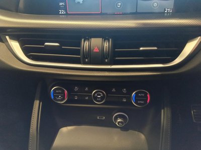 2023 ALFA Romeo STELVIO — миниатюра 45
