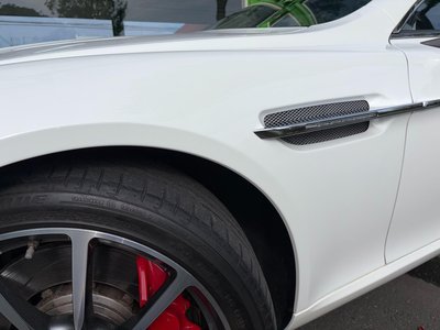 2014 Aston Martin RAPIDE — фото 15