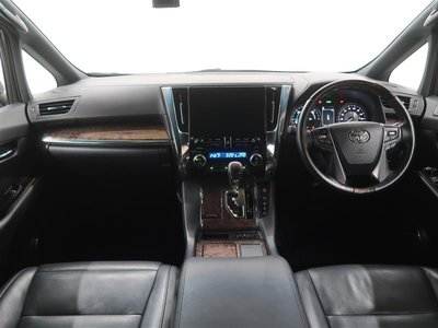 2022 Toyota ALPHARD 照片 6