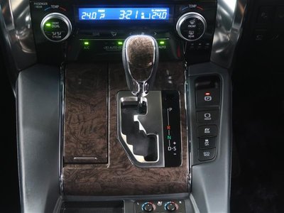 2022 Toyota ALPHARD 照片 24
